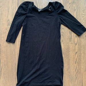 Puff shoulder body con dress